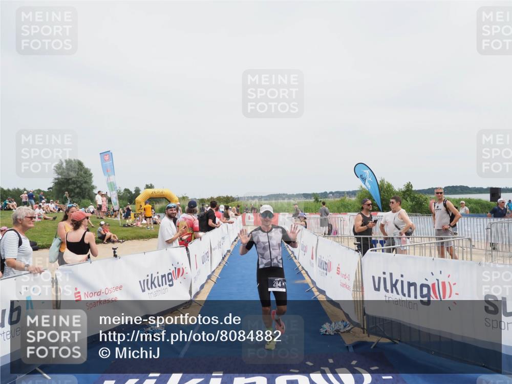 22.06.2025 - Viking Triathlon MichiJ http://msf.ph/oto/8084882 22.06.2025 14:43:20 Ziel 284 meine-sportfotos.de