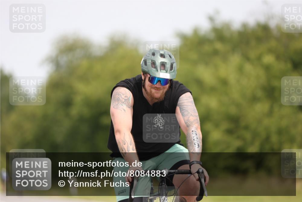 22.06.2025 - Viking Triathlon Yannick Fuchs http://msf.ph/oto/8084883 22.06.2025 12:35:58 Radfahren 77, 184, 237, 440, 453, 629 meine-sportfotos.de
