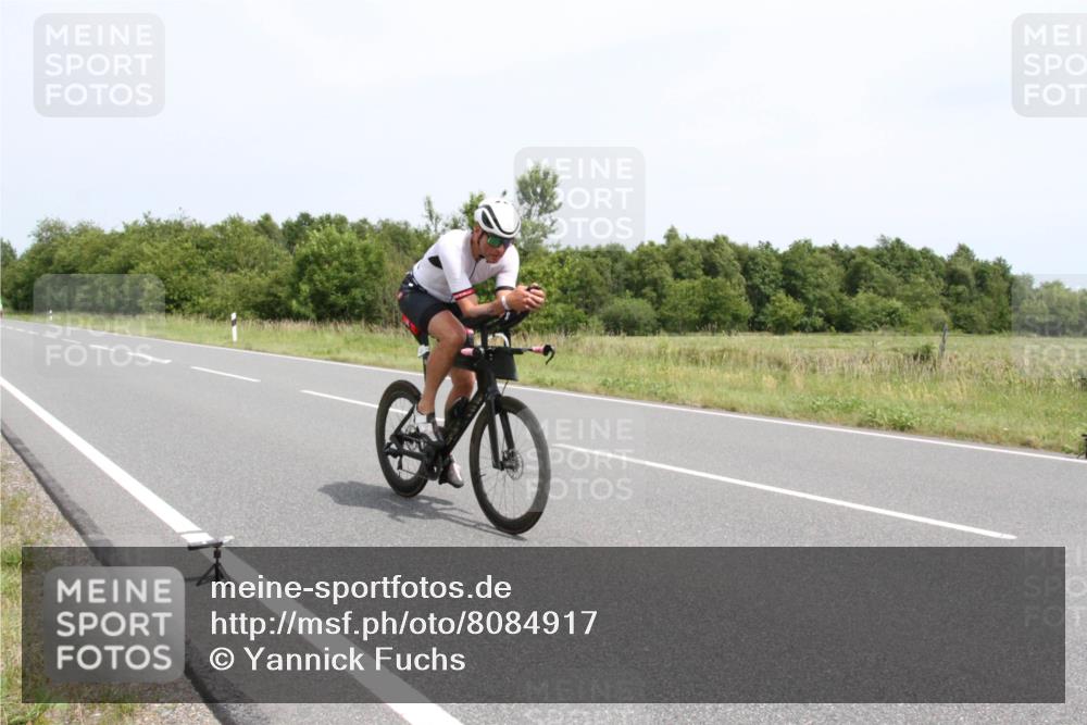 22.06.2025 - Viking Triathlon Yannick Fuchs http://msf.ph/oto/8084917 22.06.2025 13:04:50 Radfahren 450, 623 meine-sportfotos.de