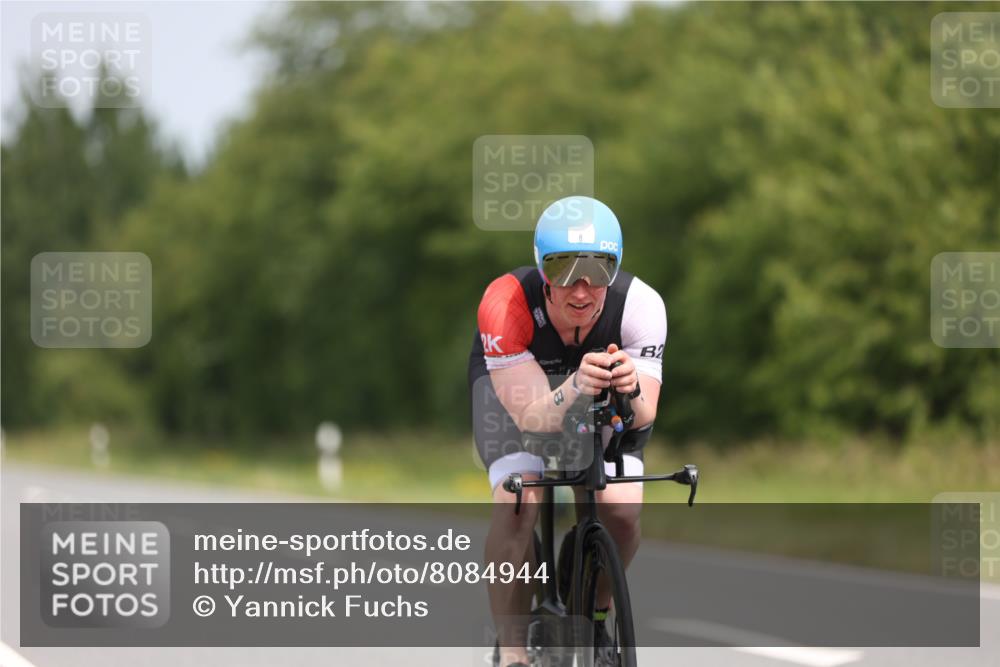 22.06.2025 - Viking Triathlon Yannick Fuchs http://msf.ph/oto/8084944 22.06.2025 12:36:13 Radfahren 8, 86, 153, 166, 275, 482 meine-sportfotos.de