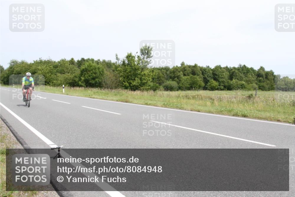 22.06.2025 - Viking Triathlon Yannick Fuchs http://msf.ph/oto/8084948 22.06.2025 13:04:53 Radfahren 450, 473, 623 meine-sportfotos.de