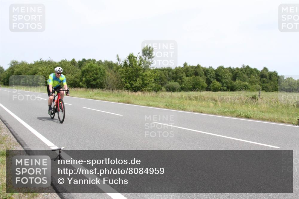 22.06.2025 - Viking Triathlon Yannick Fuchs http://msf.ph/oto/8084959 22.06.2025 13:04:54 Radfahren 450, 473, 623 meine-sportfotos.de