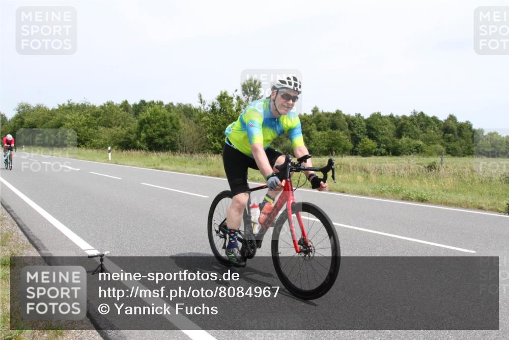 22.06.2025 - Viking Triathlon Yannick Fuchs http://msf.ph/oto/8084967 22.06.2025 13:04:55 Radfahren 450, 473, 623 meine-sportfotos.de
