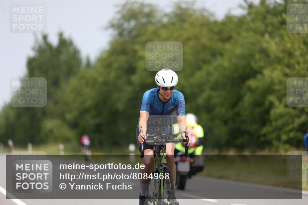 22.06.2025 - Viking Triathlon Yannick Fuchs http://msf.ph/oto/8084968 22.06.2025 12:36:17 Radfahren 8, 86, 95, 153, 166, 433, 468, 473, 640 meine-sportfotos.de