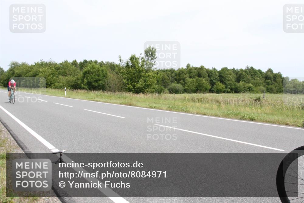22.06.2025 - Viking Triathlon Yannick Fuchs http://msf.ph/oto/8084971 22.06.2025 13:04:55 Radfahren 450, 473, 623 meine-sportfotos.de