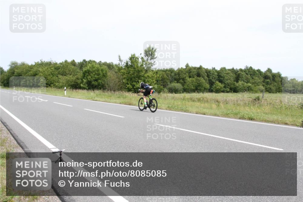 22.06.2025 - Viking Triathlon Yannick Fuchs http://msf.ph/oto/8085085 22.06.2025 13:05:06 Radfahren 22, 523, 653 meine-sportfotos.de
