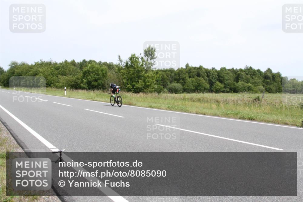 22.06.2025 - Viking Triathlon Yannick Fuchs http://msf.ph/oto/8085090 22.06.2025 13:05:06 Radfahren 22, 523, 653 meine-sportfotos.de