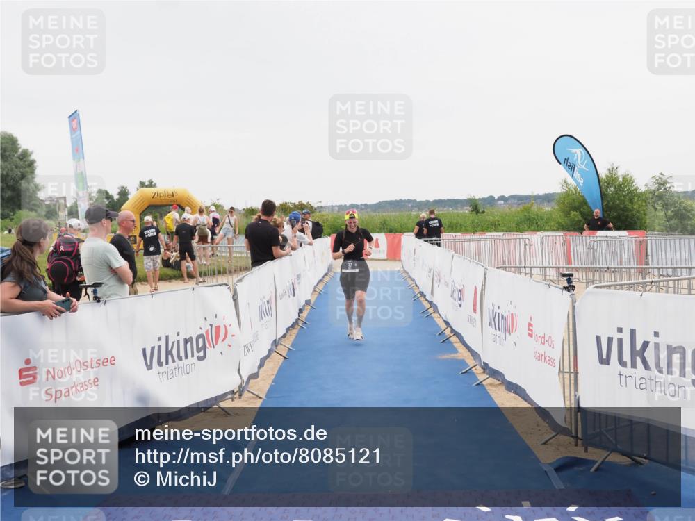 22.06.2025 - Viking Triathlon MichiJ http://msf.ph/oto/8085121 22.06.2025 16:13:15 Ziel 37 meine-sportfotos.de