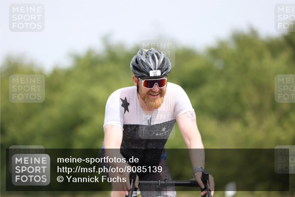 22.06.2025 - Viking Triathlon Yannick Fuchs http://msf.ph/oto/8085139 22.06.2025 12:36:41 Radfahren 28, 48, 97, 344, 370, 419 meine-sportfotos.de