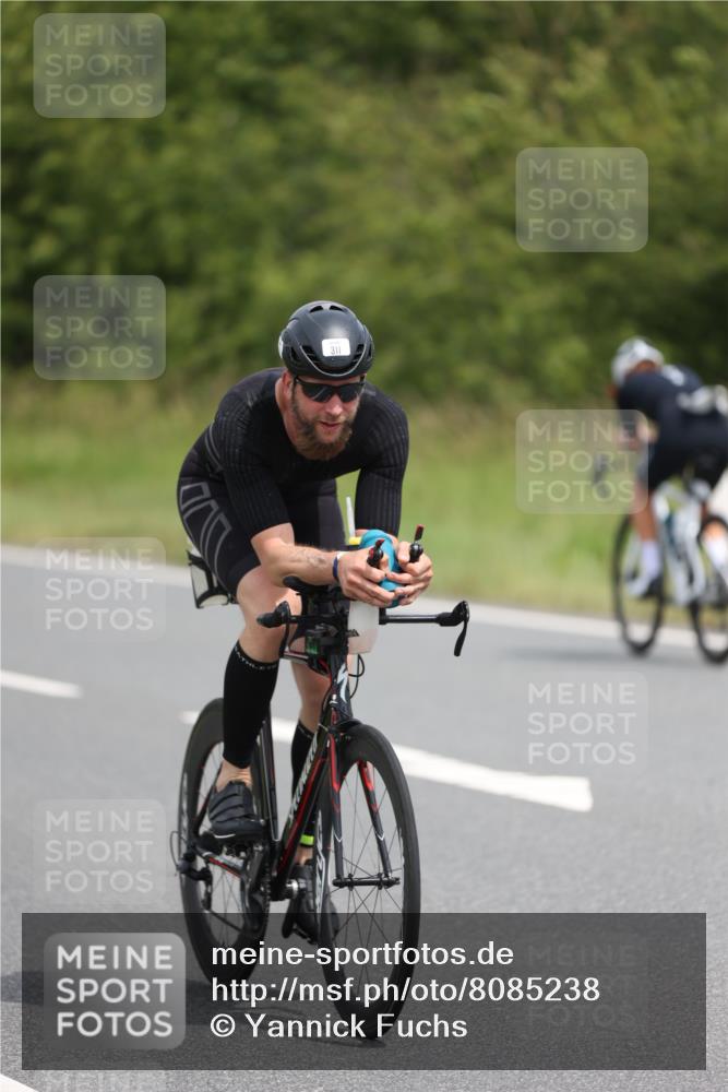 22.06.2025 - Viking Triathlon Yannick Fuchs http://msf.ph/oto/8085238 22.06.2025 12:37:27 Radfahren 211, 234, 311, 657 meine-sportfotos.de