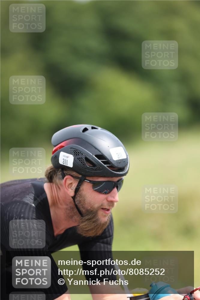 22.06.2025 - Viking Triathlon Yannick Fuchs http://msf.ph/oto/8085252 22.06.2025 12:37:28 Radfahren 234, 311, 657 meine-sportfotos.de