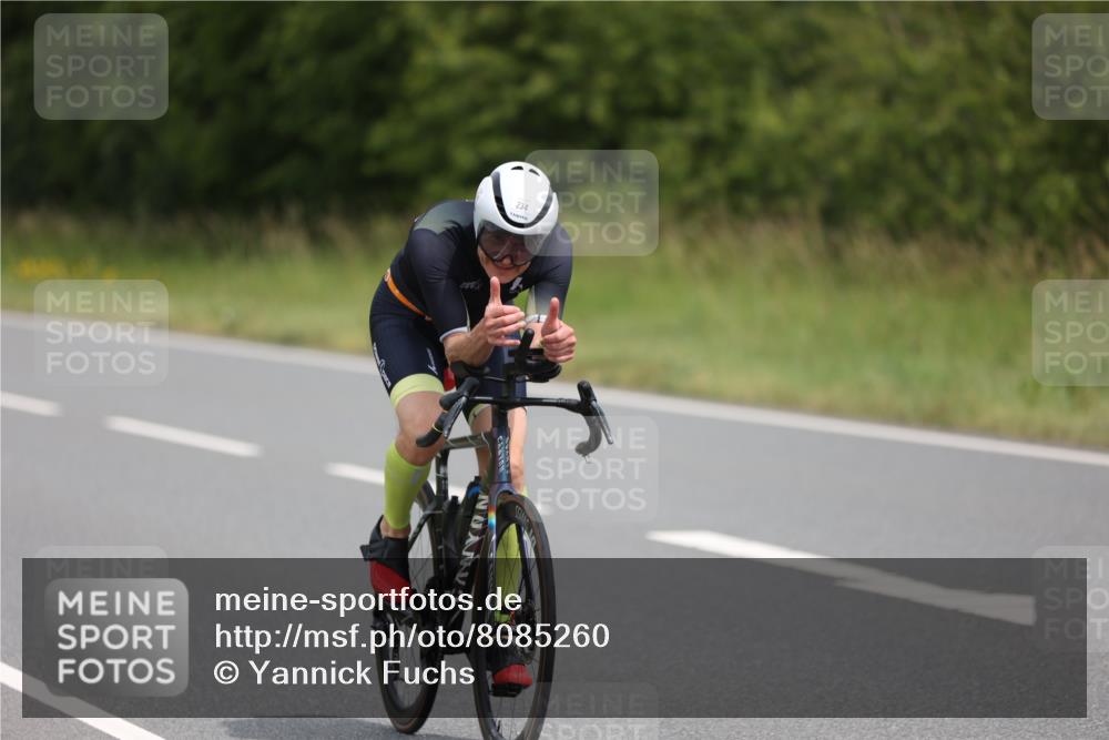 22.06.2025 - Viking Triathlon Yannick Fuchs http://msf.ph/oto/8085260 22.06.2025 12:37:35 Radfahren 234 meine-sportfotos.de