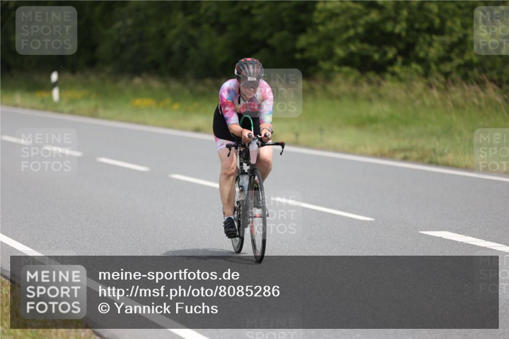 22.06.2025 - Viking Triathlon Yannick Fuchs http://msf.ph/oto/8085286 22.06.2025 12:37:47 Radfahren 22, 538, 605 meine-sportfotos.de
