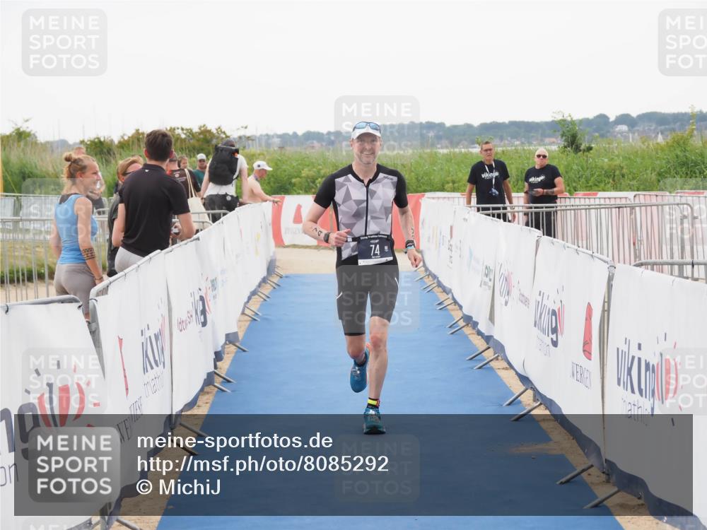 22.06.2025 - Viking Triathlon MichiJ http://msf.ph/oto/8085292 22.06.2025 16:20:31 Ziel 74 meine-sportfotos.de