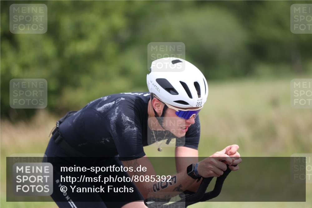 22.06.2025 - Viking Triathlon Yannick Fuchs http://msf.ph/oto/8085392 22.06.2025 12:38:06 Radfahren 203, 288, 403 meine-sportfotos.de