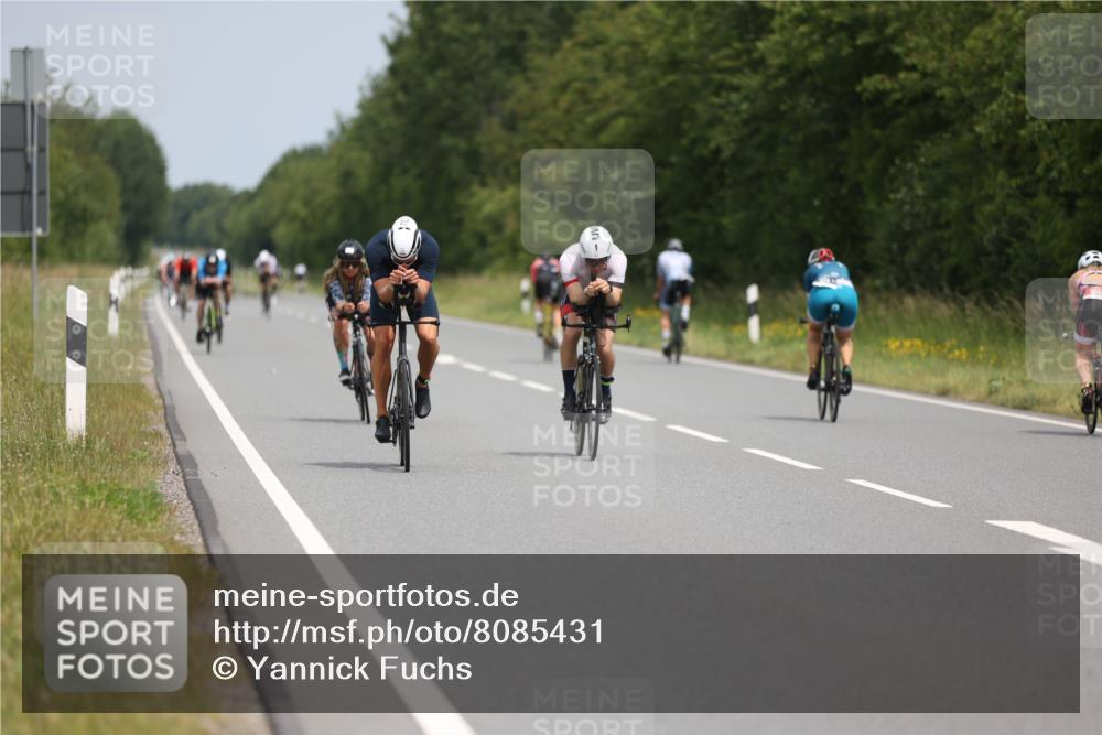 22.06.2025 - Viking Triathlon Yannick Fuchs http://msf.ph/oto/8085431 22.06.2025 12:38:28 Radfahren 58, 116, 220, 229, 284, 294, 331, 402, 486, 505 meine-sportfotos.de