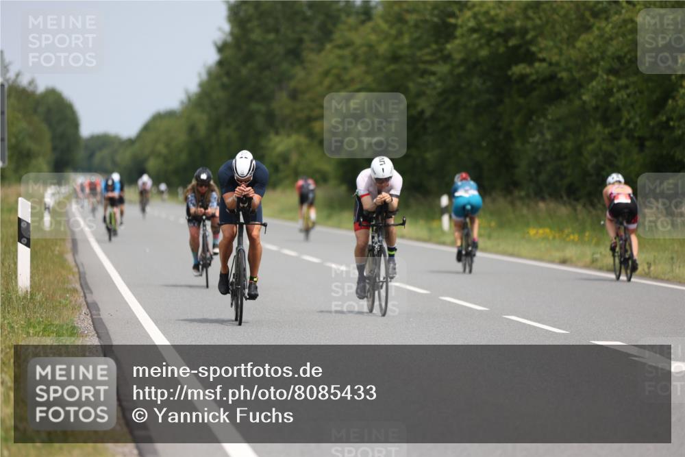 22.06.2025 - Viking Triathlon Yannick Fuchs http://msf.ph/oto/8085433 22.06.2025 12:38:28 Radfahren 58, 116, 220, 229, 284, 294, 331, 402, 486, 505 meine-sportfotos.de