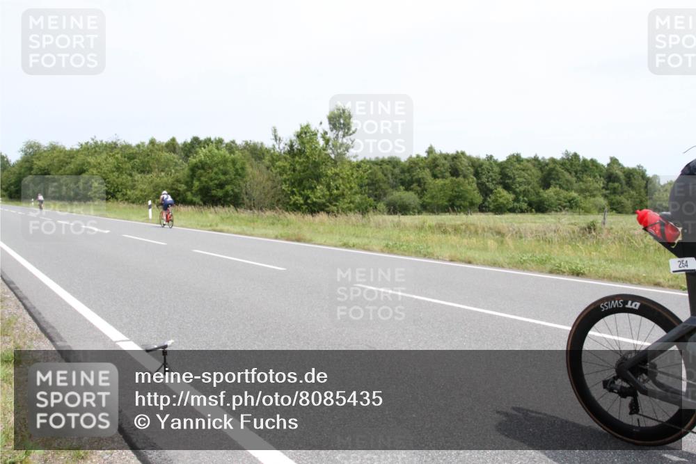 22.06.2025 - Viking Triathlon Yannick Fuchs http://msf.ph/oto/8085435 22.06.2025 13:05:58 Radfahren 140, 254, 257, 421 meine-sportfotos.de