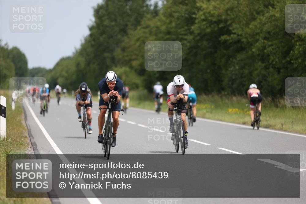 22.06.2025 - Viking Triathlon Yannick Fuchs http://msf.ph/oto/8085439 22.06.2025 12:38:28 Radfahren 58, 116, 220, 229, 284, 294, 331, 402, 486, 505 meine-sportfotos.de
