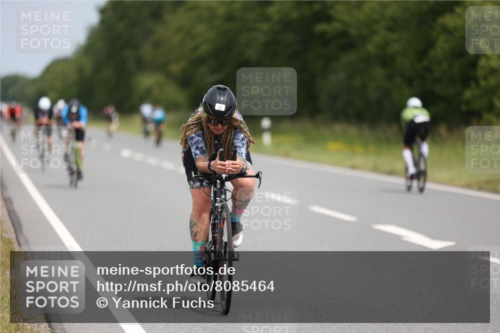 22.06.2025 - Viking Triathlon Yannick Fuchs http://msf.ph/oto/8085464 22.06.2025 12:38:32 Radfahren 58, 116, 229, 242, 284, 294, 331, 486, 505, 653 meine-sportfotos.de
