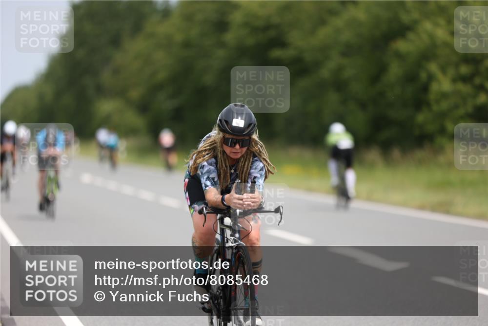 22.06.2025 - Viking Triathlon Yannick Fuchs http://msf.ph/oto/8085468 22.06.2025 12:38:32 Radfahren 58, 116, 229, 242, 284, 294, 331, 486, 505, 653 meine-sportfotos.de