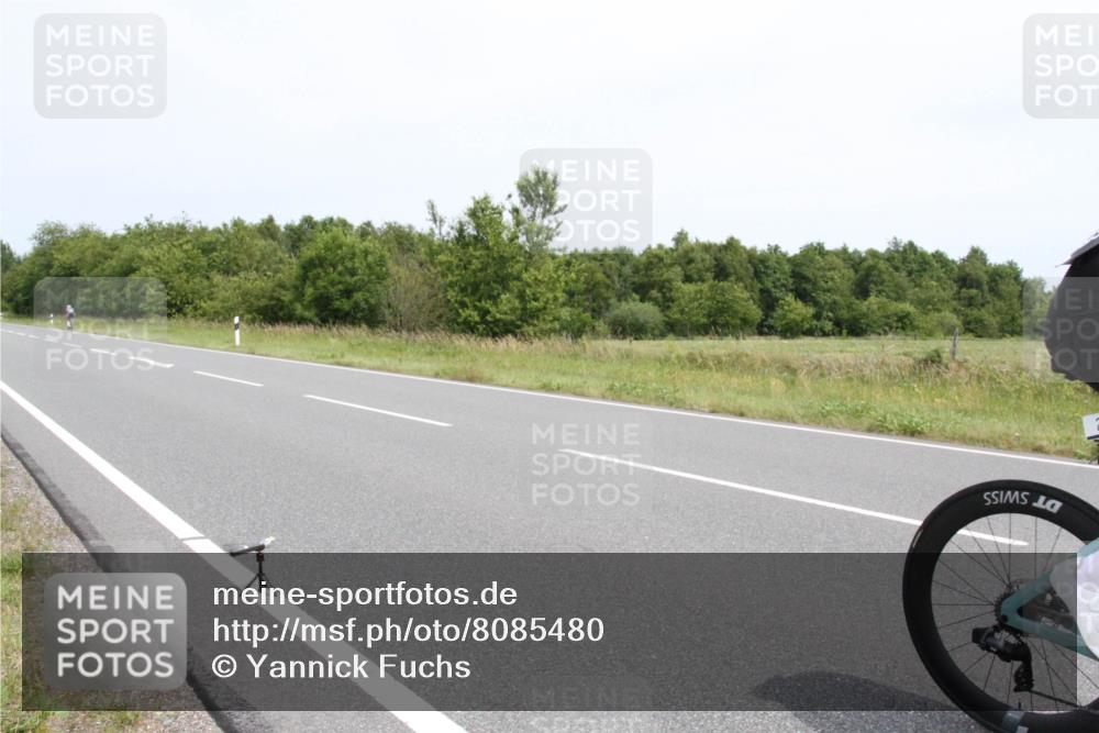 22.06.2025 - Viking Triathlon Yannick Fuchs http://msf.ph/oto/8085480 22.06.2025 13:07:25 Radfahren 54, 238, 446 meine-sportfotos.de