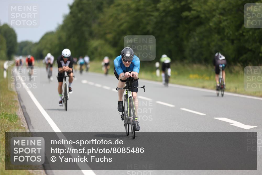 22.06.2025 - Viking Triathlon Yannick Fuchs http://msf.ph/oto/8085486 22.06.2025 12:38:34 Radfahren 58, 106, 116, 229, 242, 284, 294, 486, 505, 653 meine-sportfotos.de