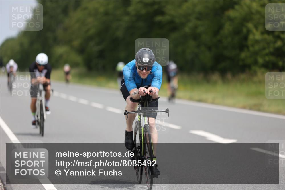 22.06.2025 - Viking Triathlon Yannick Fuchs http://msf.ph/oto/8085492 22.06.2025 12:38:35 Radfahren 58, 106, 116, 229, 242, 284, 294, 486, 505, 653 meine-sportfotos.de