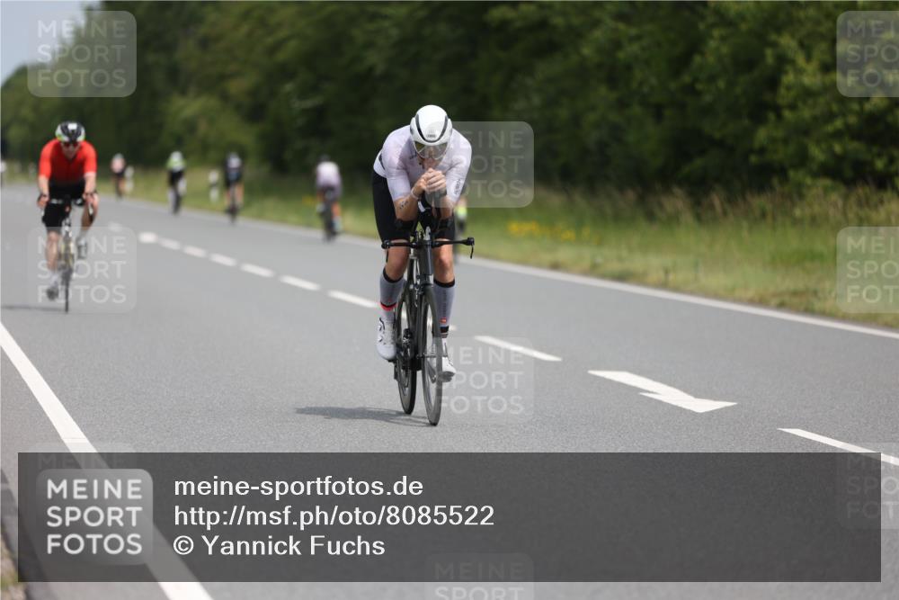 22.06.2025 - Viking Triathlon Yannick Fuchs http://msf.ph/oto/8085522 22.06.2025 12:38:40 Radfahren 106, 242, 284, 429, 653 meine-sportfotos.de