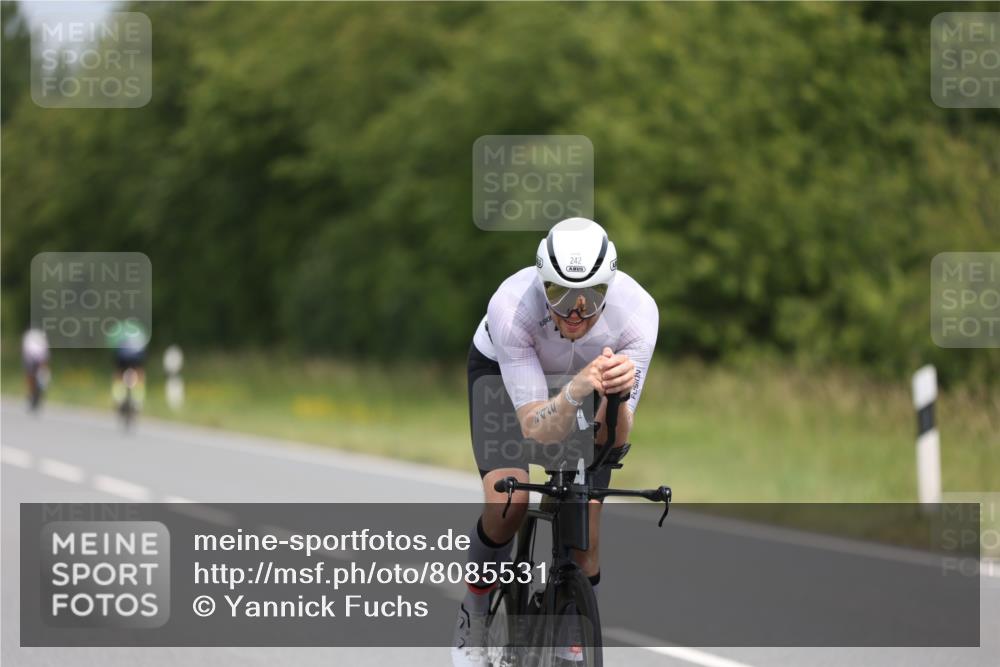 22.06.2025 - Viking Triathlon Yannick Fuchs http://msf.ph/oto/8085531 22.06.2025 12:38:41 Radfahren 106, 242, 284, 335, 429, 653 meine-sportfotos.de