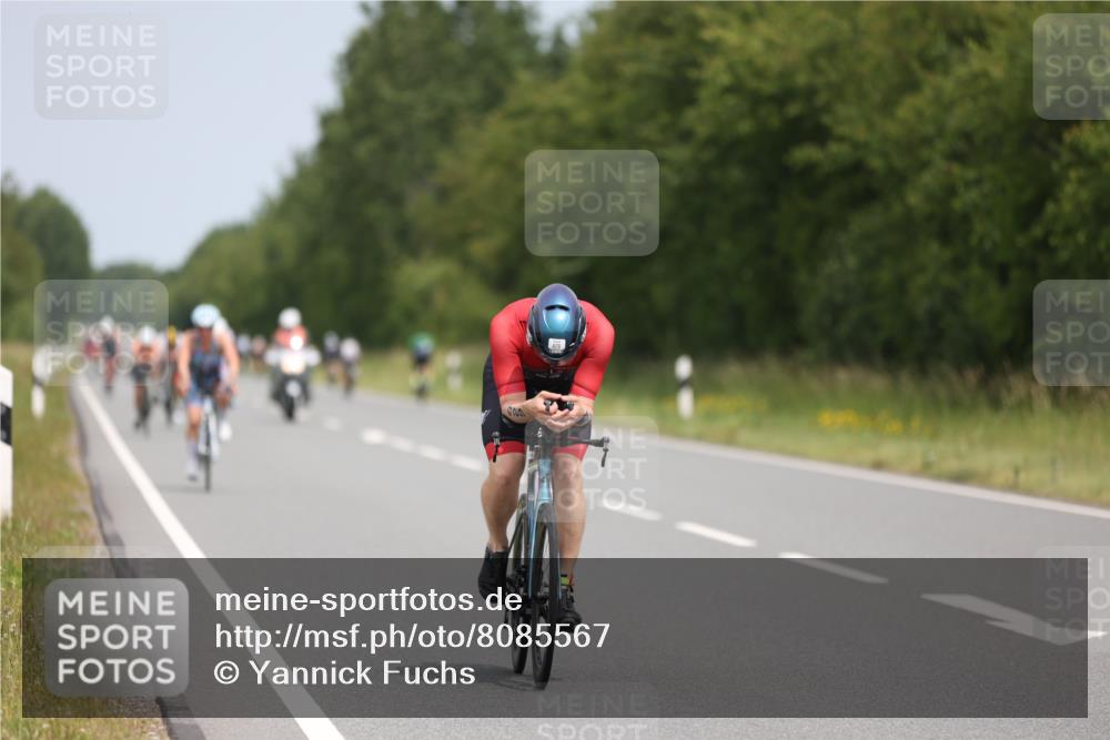 22.06.2025 - Viking Triathlon Yannick Fuchs http://msf.ph/oto/8085567 22.06.2025 12:38:46 Radfahren 106, 130, 192, 194, 329, 335, 429, 555 meine-sportfotos.de