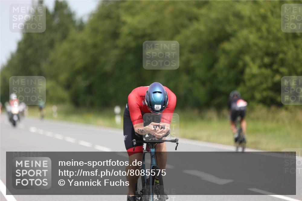 22.06.2025 - Viking Triathlon Yannick Fuchs http://msf.ph/oto/8085575 22.06.2025 12:38:46 Radfahren 106, 130, 192, 194, 329, 335, 429, 555 meine-sportfotos.de