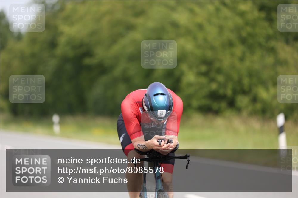 22.06.2025 - Viking Triathlon Yannick Fuchs http://msf.ph/oto/8085578 22.06.2025 12:38:47 Radfahren 106, 130, 192, 194, 329, 335, 429, 555 meine-sportfotos.de