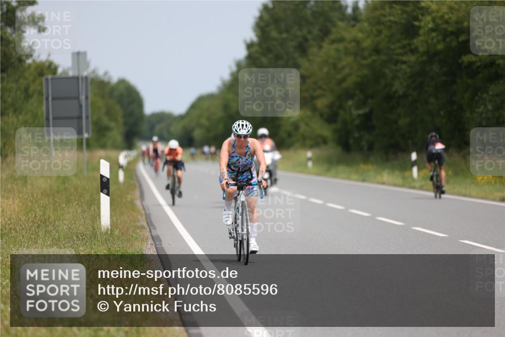 22.06.2025 - Viking Triathlon Yannick Fuchs http://msf.ph/oto/8085596 22.06.2025 12:38:49 Radfahren 54, 130, 192, 194, 329, 335, 429, 555 meine-sportfotos.de