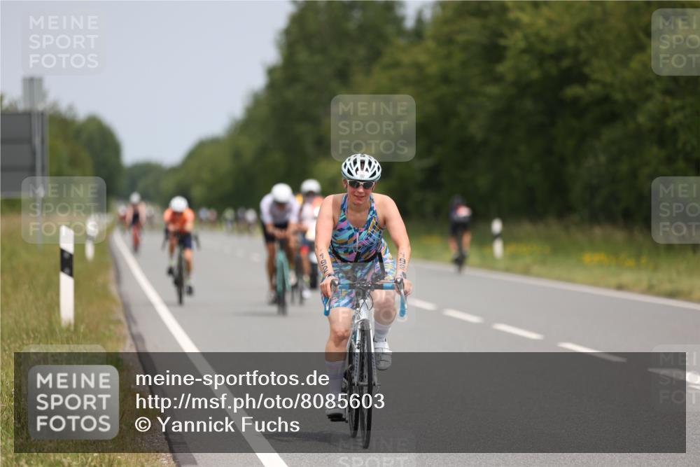 22.06.2025 - Viking Triathlon Yannick Fuchs http://msf.ph/oto/8085603 22.06.2025 12:38:50 Radfahren 54, 130, 156, 192, 194, 329, 335, 429, 555 meine-sportfotos.de