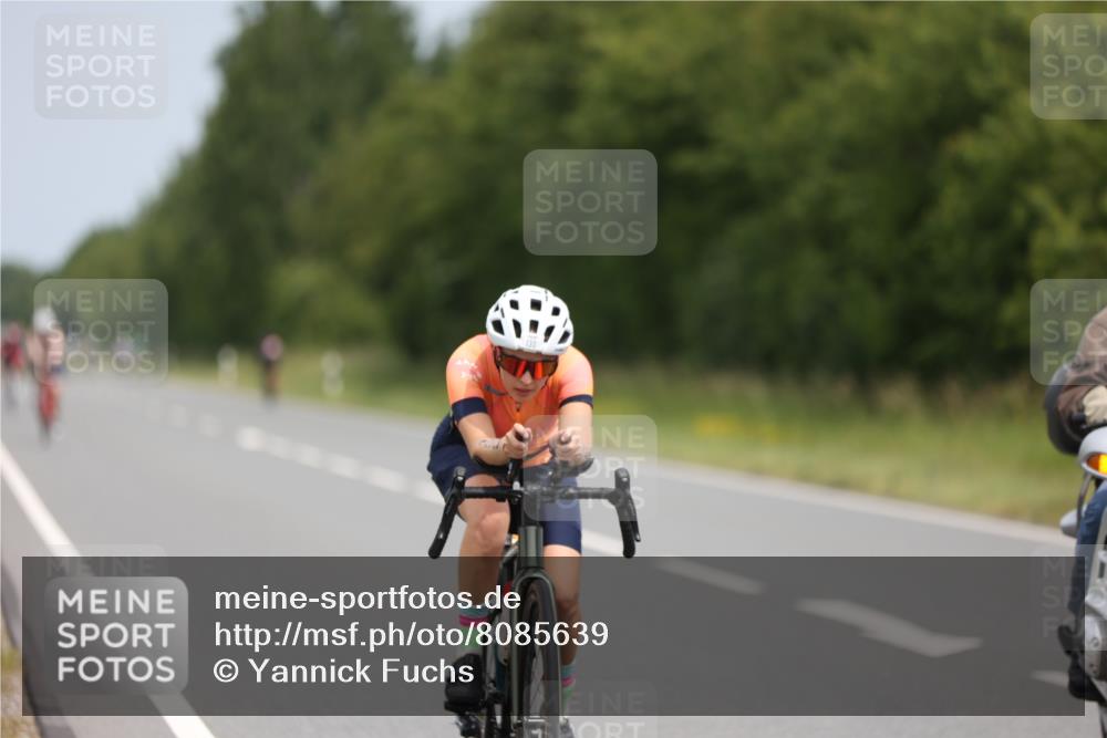 22.06.2025 - Viking Triathlon Yannick Fuchs http://msf.ph/oto/8085639 22.06.2025 12:38:55 Radfahren 54, 130, 140, 156, 192, 194, 329, 335, 555, 631 meine-sportfotos.de