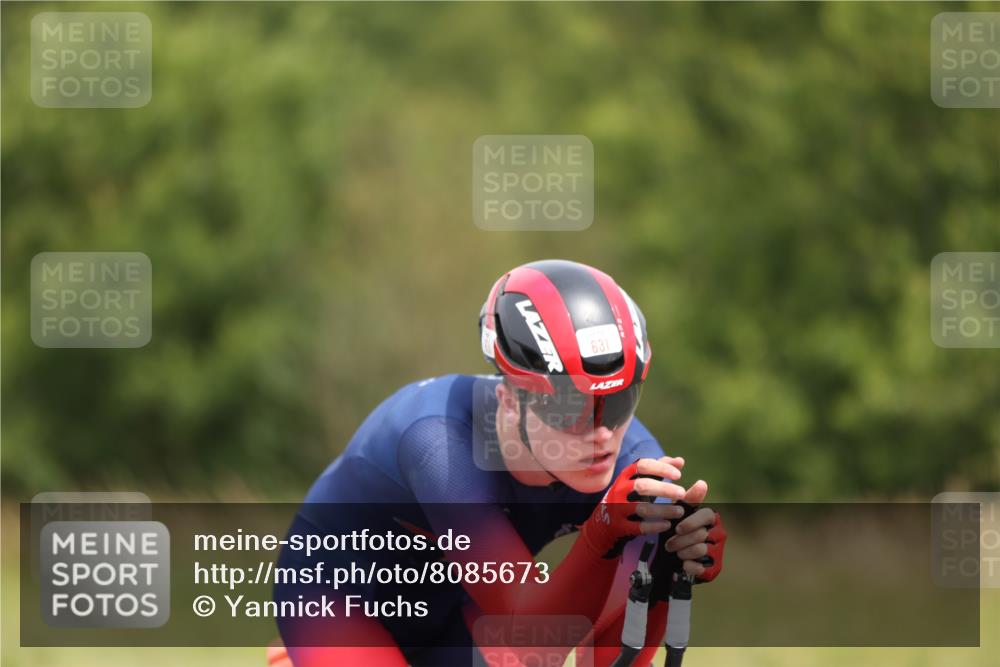 22.06.2025 - Viking Triathlon Yannick Fuchs http://msf.ph/oto/8085673 22.06.2025 12:39:05 Radfahren 5, 140, 271, 450, 631 meine-sportfotos.de