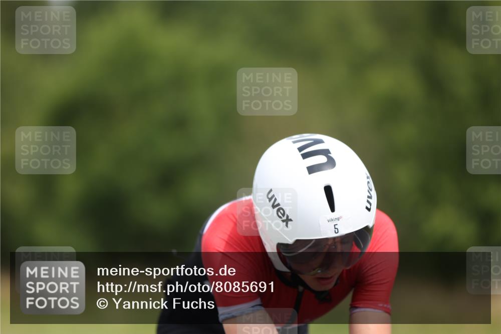 22.06.2025 - Viking Triathlon Yannick Fuchs http://msf.ph/oto/8085691 22.06.2025 12:39:09 Radfahren 5, 23, 140, 271, 450, 527, 631 meine-sportfotos.de