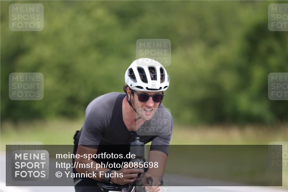 22.06.2025 - Viking Triathlon Yannick Fuchs http://msf.ph/oto/8085698 22.06.2025 12:39:12 Radfahren 5, 23, 159, 271, 450, 527 meine-sportfotos.de