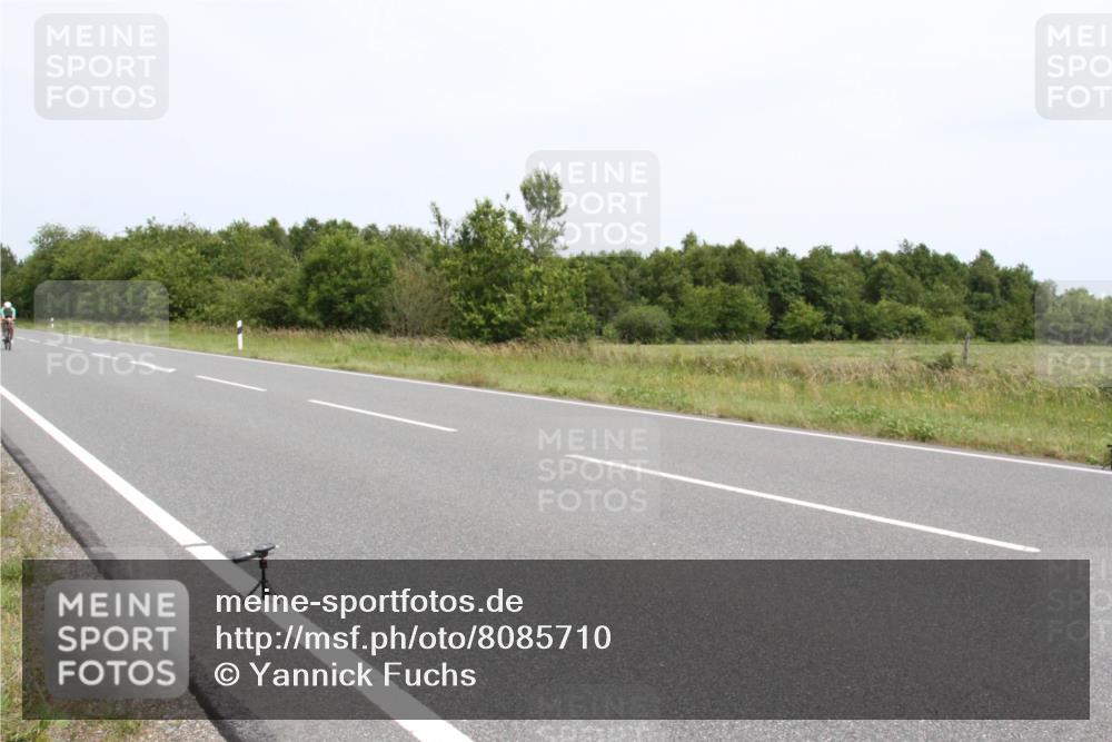 22.06.2025 - Viking Triathlon Yannick Fuchs http://msf.ph/oto/8085710 22.06.2025 13:08:53 Radfahren 65, 283 meine-sportfotos.de