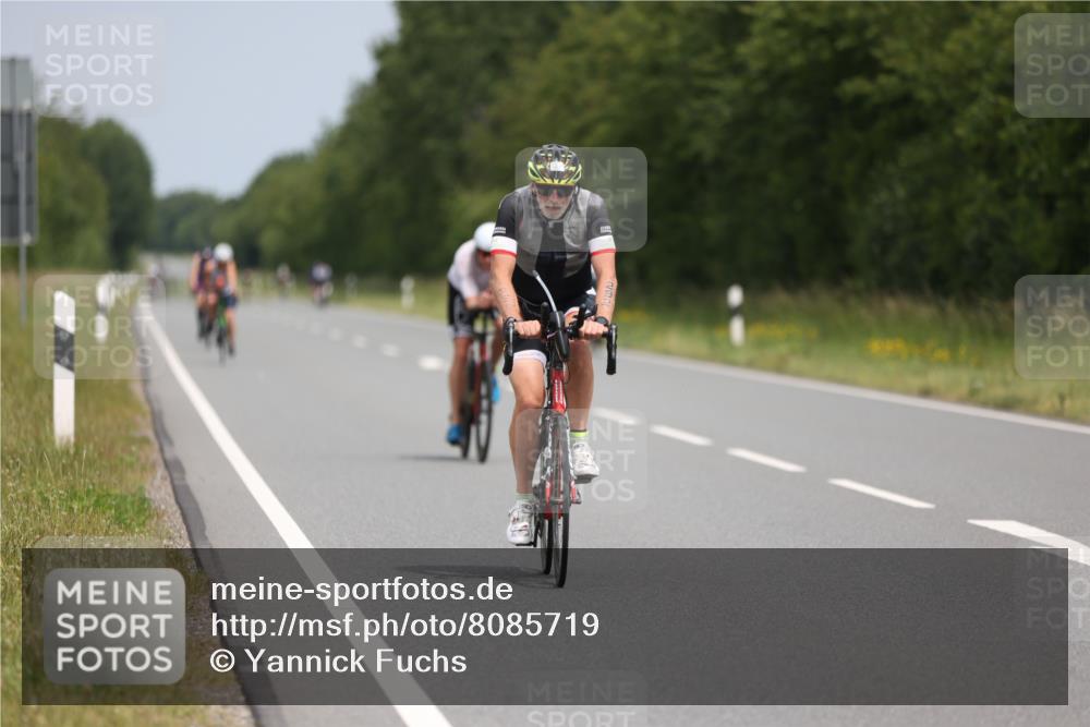 22.06.2025 - Viking Triathlon Yannick Fuchs http://msf.ph/oto/8085719 22.06.2025 12:39:22 Radfahren 159, 292, 303, 510, 624, 633 meine-sportfotos.de