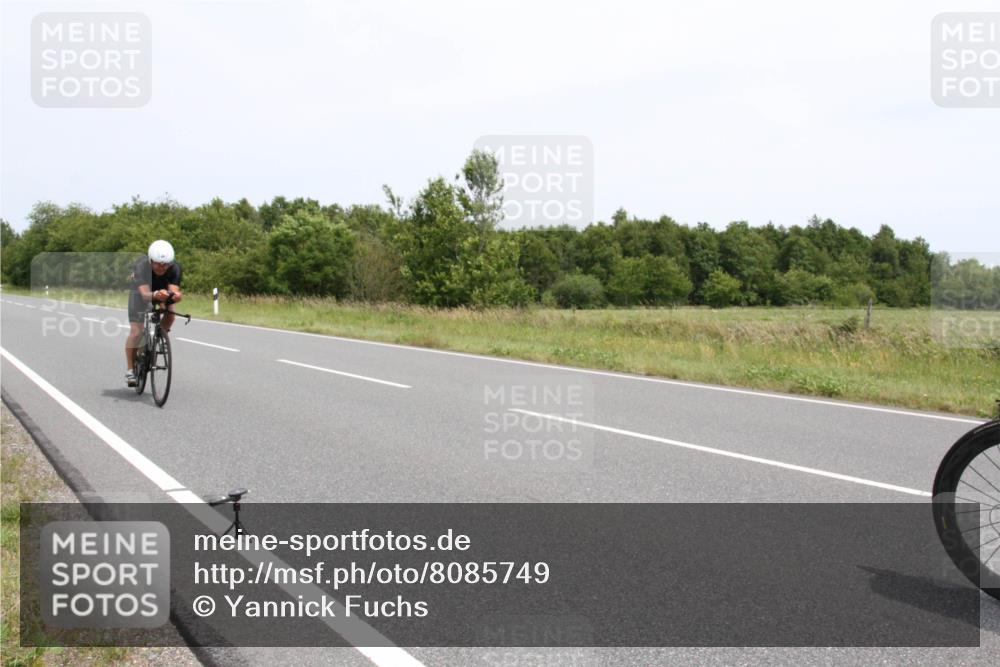 22.06.2025 - Viking Triathlon Yannick Fuchs http://msf.ph/oto/8085749 22.06.2025 13:08:58 Radfahren 65, 283, 606 meine-sportfotos.de