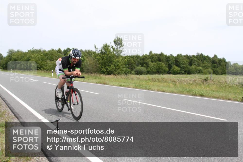 22.06.2025 - Viking Triathlon Yannick Fuchs http://msf.ph/oto/8085774 22.06.2025 13:09:01 Radfahren 65, 283, 606 meine-sportfotos.de