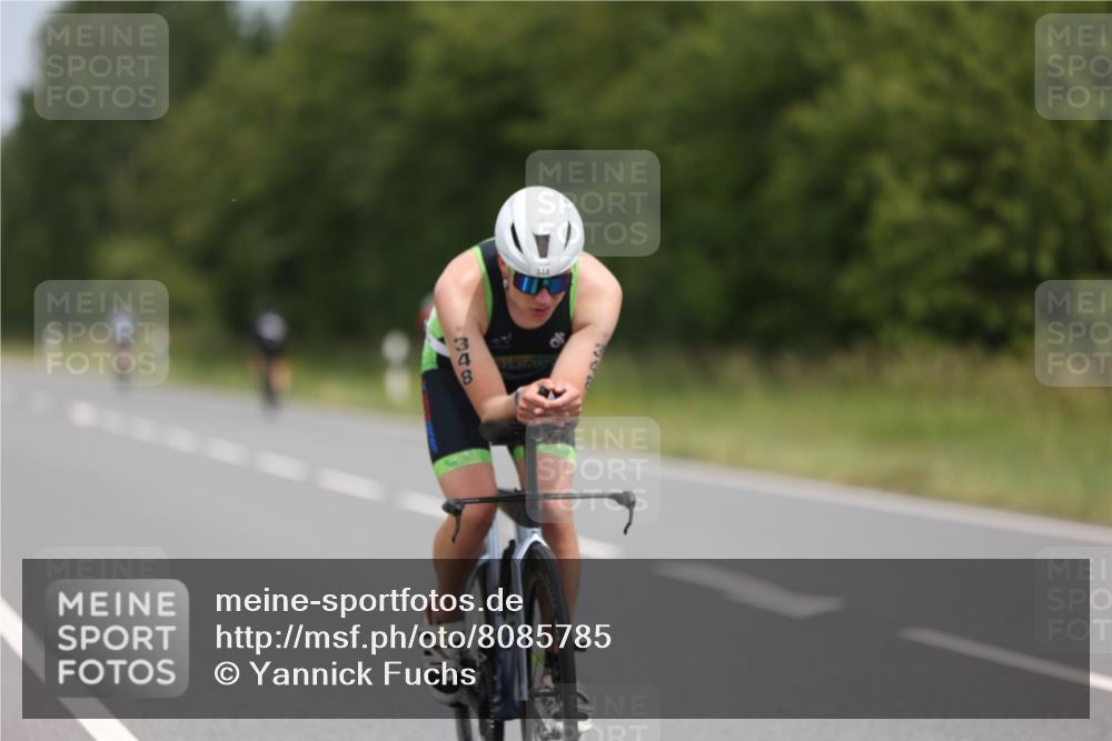 22.06.2025 - Viking Triathlon Yannick Fuchs http://msf.ph/oto/8085785 22.06.2025 12:39:55 Radfahren 30, 132, 348, 408 meine-sportfotos.de