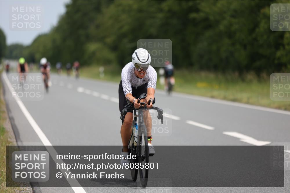 22.06.2025 - Viking Triathlon Yannick Fuchs http://msf.ph/oto/8085801 22.06.2025 12:40:01 Radfahren 30, 330 meine-sportfotos.de