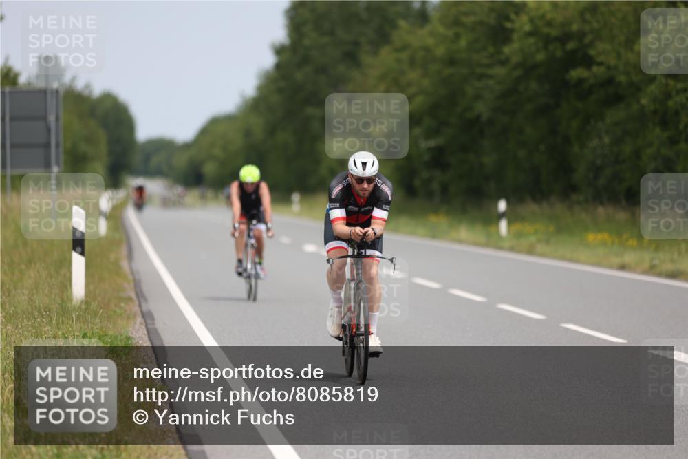 22.06.2025 - Viking Triathlon Yannick Fuchs http://msf.ph/oto/8085819 22.06.2025 12:40:07 Radfahren 30, 330, 447 meine-sportfotos.de