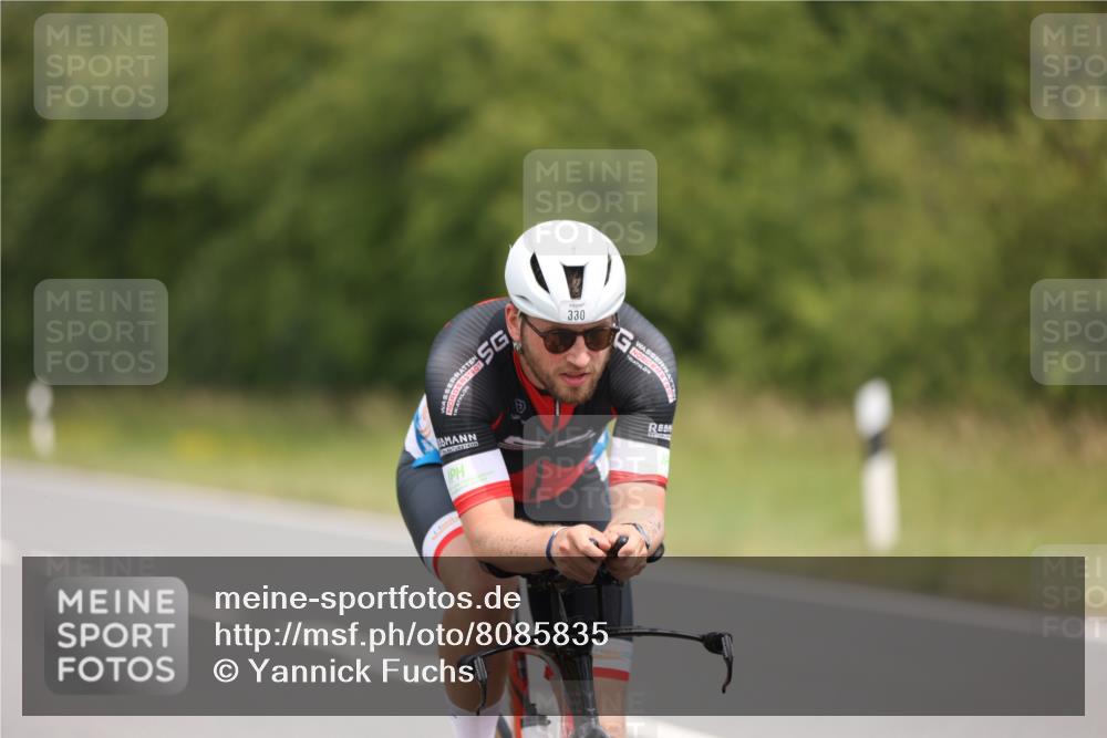 22.06.2025 - Viking Triathlon Yannick Fuchs http://msf.ph/oto/8085835 22.06.2025 12:40:09 Radfahren 330, 447 meine-sportfotos.de