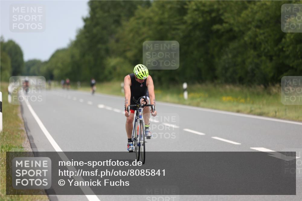 22.06.2025 - Viking Triathlon Yannick Fuchs http://msf.ph/oto/8085841 22.06.2025 12:40:10 Radfahren 108, 330, 447 meine-sportfotos.de