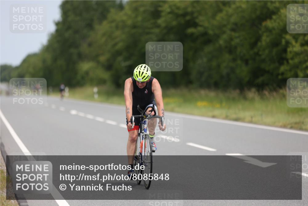 22.06.2025 - Viking Triathlon Yannick Fuchs http://msf.ph/oto/8085848 22.06.2025 12:40:10 Radfahren 108, 330, 447 meine-sportfotos.de
