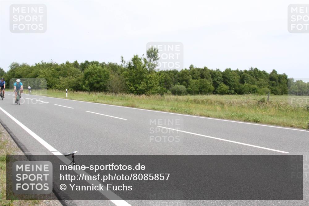 22.06.2025 - Viking Triathlon Yannick Fuchs http://msf.ph/oto/8085857 22.06.2025 13:10:03 Radfahren 25, 128 meine-sportfotos.de
